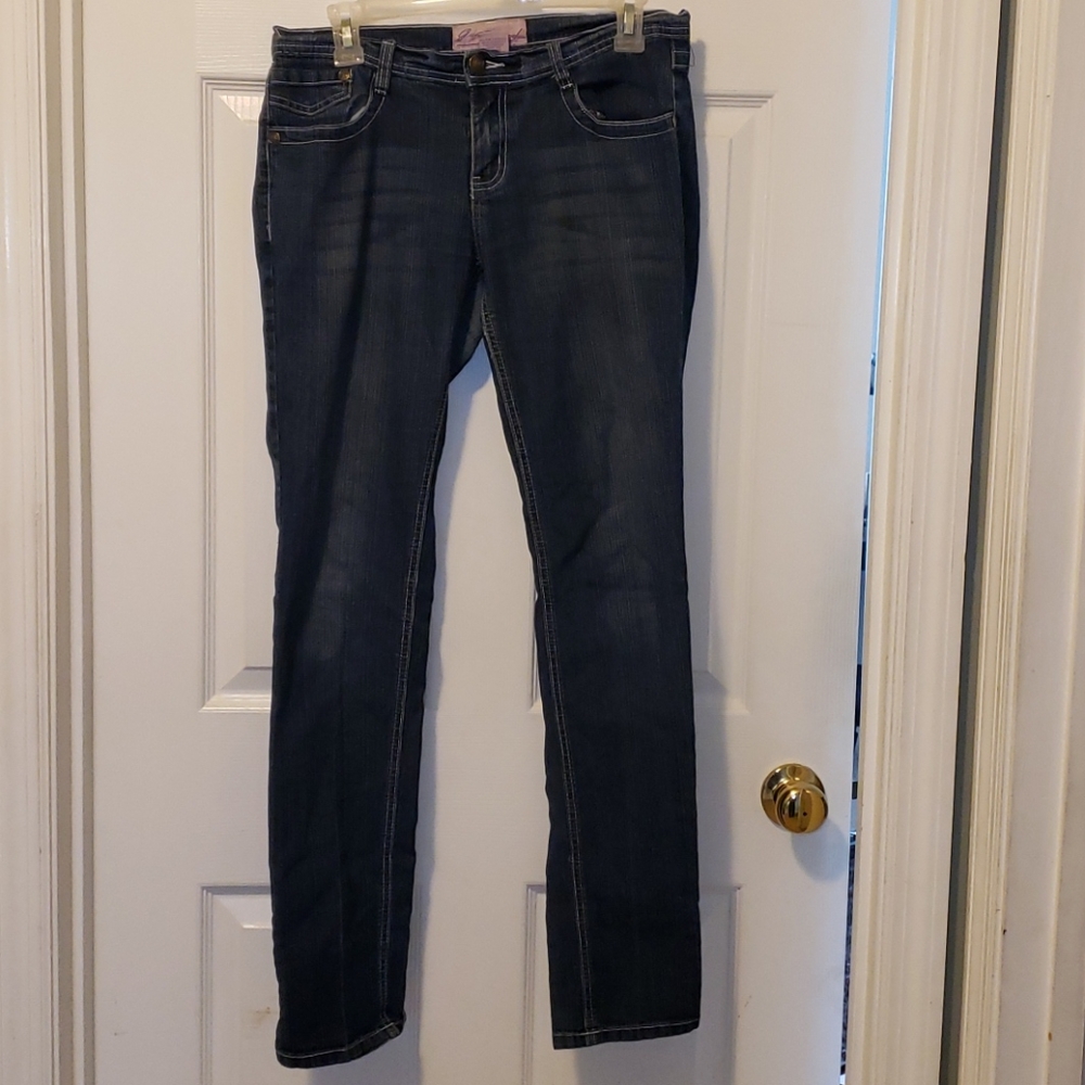 Gummy jeans